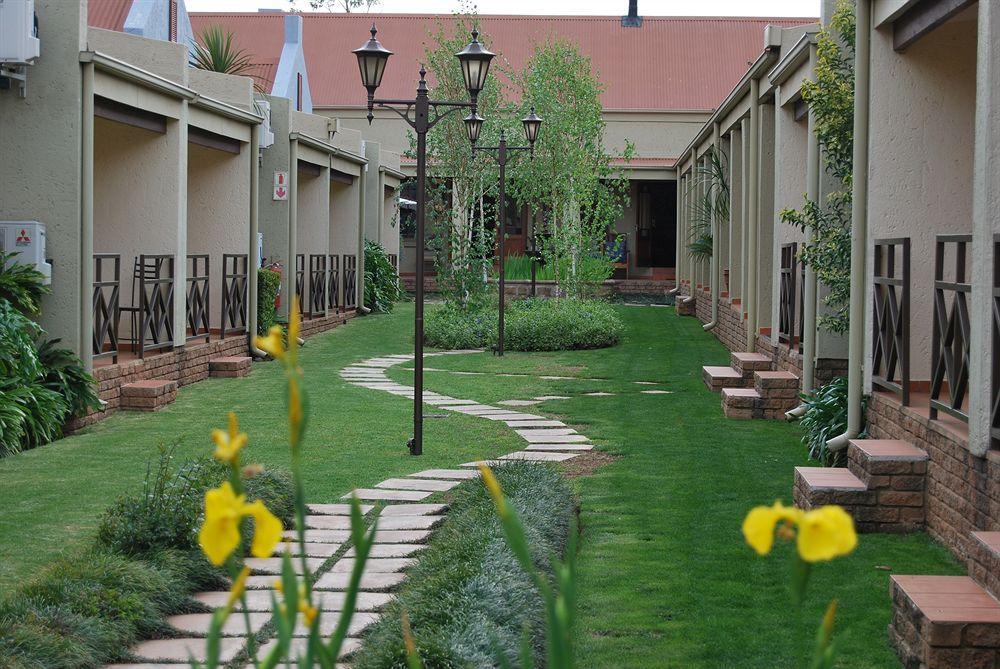 Afrique Boutique Hotel O.R. Tambo Boksburg Luaran gambar